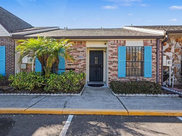 8708 CARROLL PALM PLACE, TAMPA, FL 33614