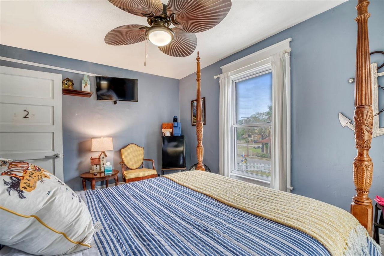 304 15th Street W, Bradenton, FL 34205 Photo