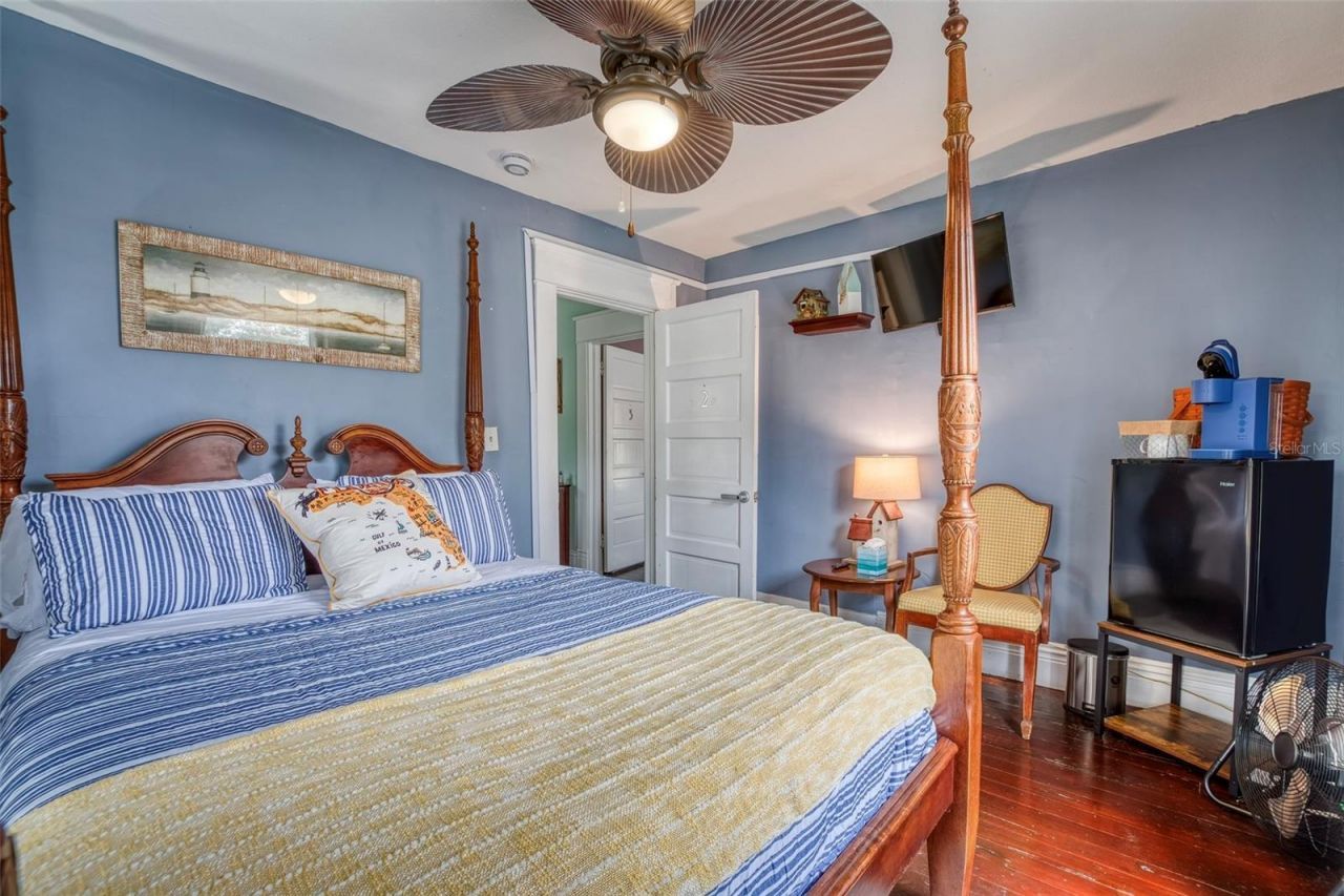 304 15th Street W, Bradenton, FL 34205 Photo