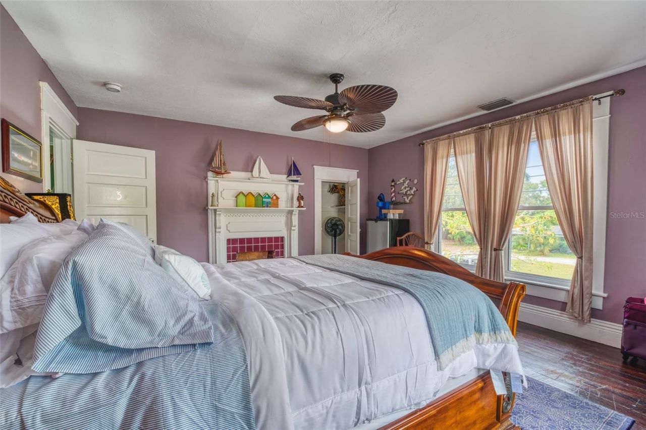 304 15th Street W, Bradenton, FL 34205 Photo