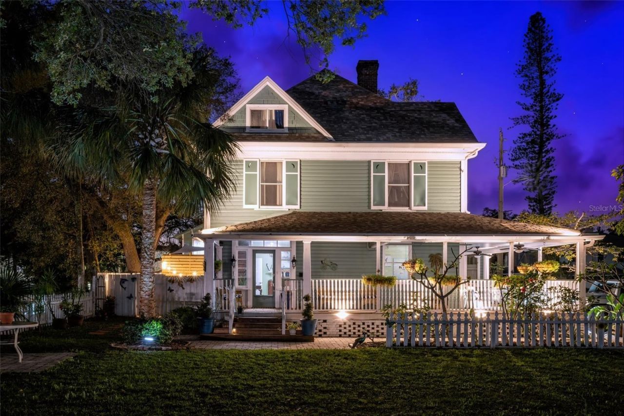 304 15th Street W, Bradenton, FL 34205 Photo