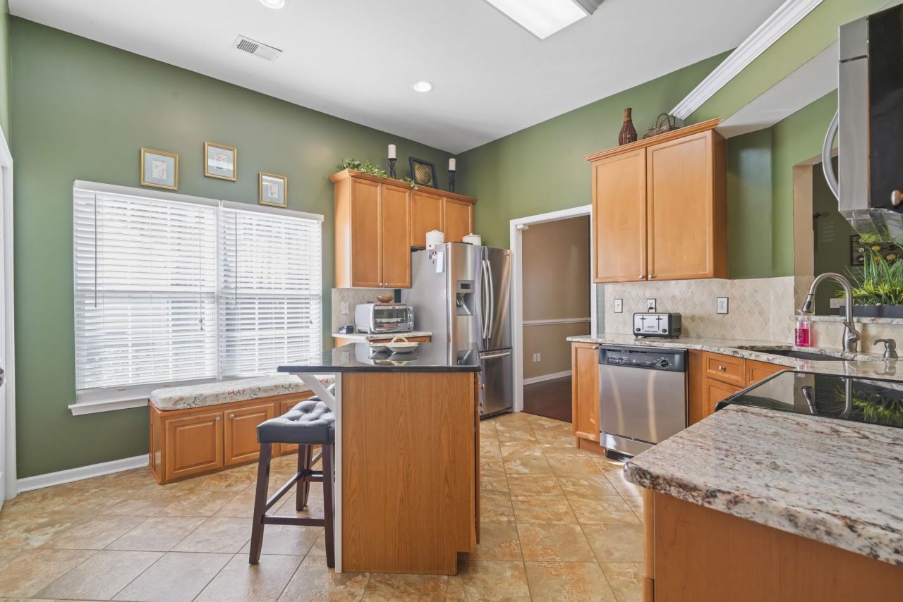 108 Rocko Dr. Photo 8