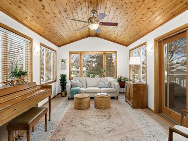 15958 Harwell Avenue, Apple Valley, MN 55124