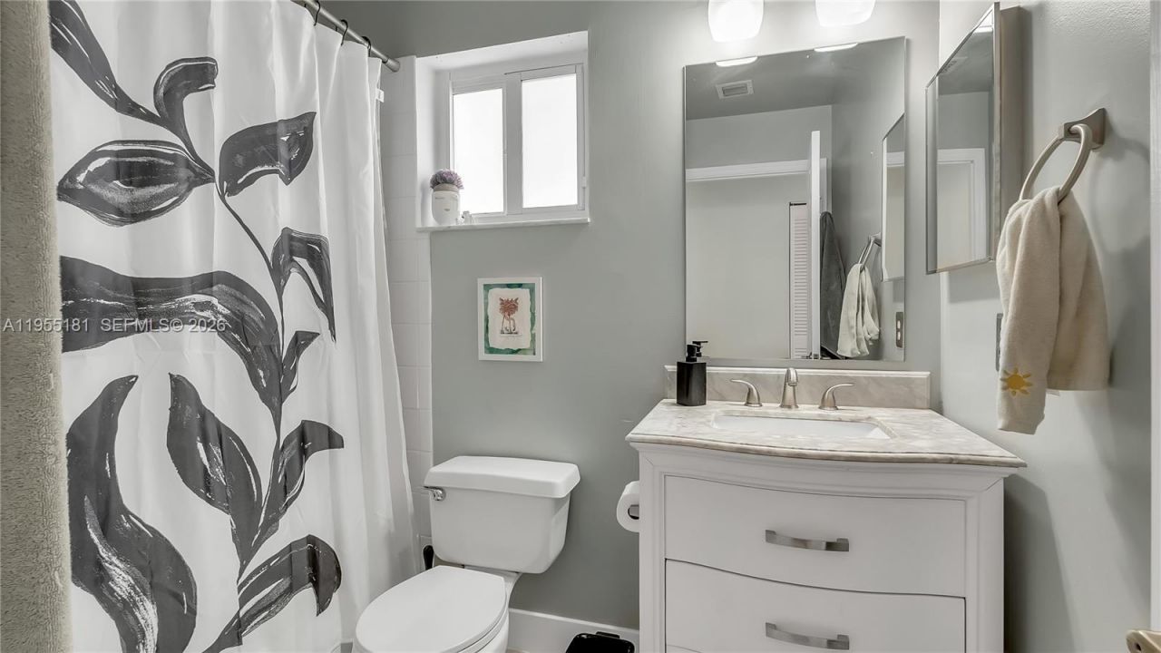 17080 NW 10th St, Pembroke Pines, FL 33028 Photo