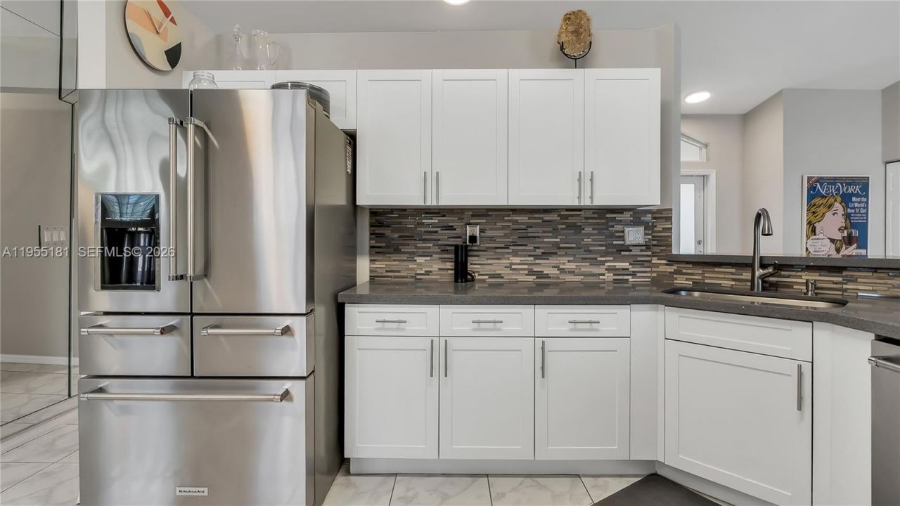 17080 NW 10th St, Pembroke Pines, FL 33028 Photo