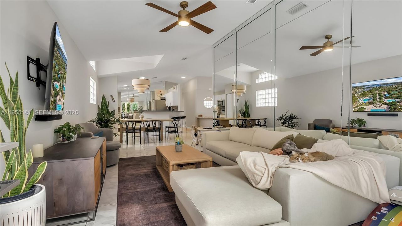 17080 NW 10th St, Pembroke Pines, FL 33028 Photo