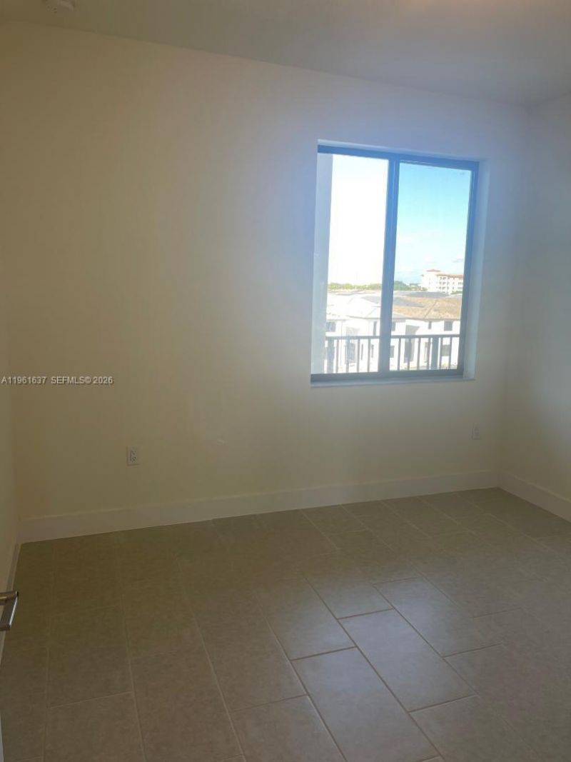 8167 NW 41 St , Unit 407, Doral, FL 33166 Photo