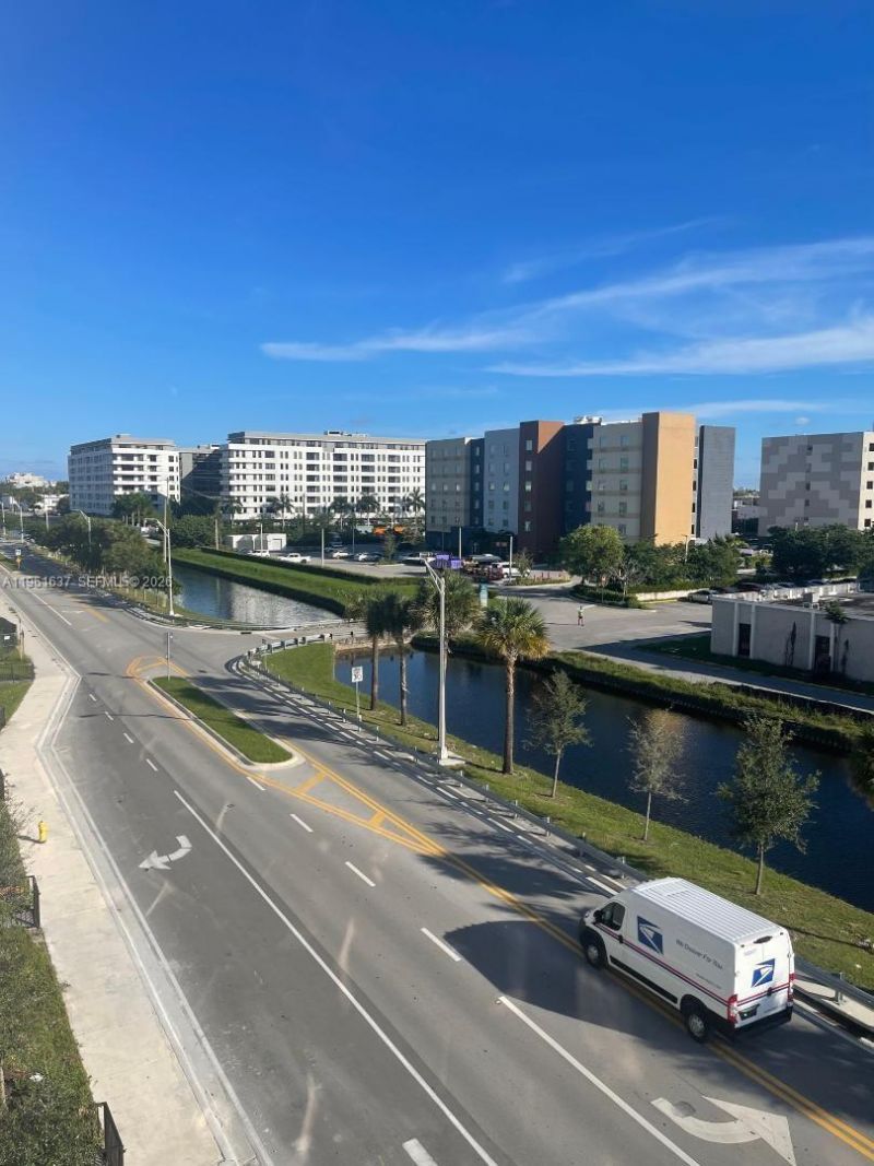 8167 NW 41 St , Unit 407, Doral, FL 33166 Photo