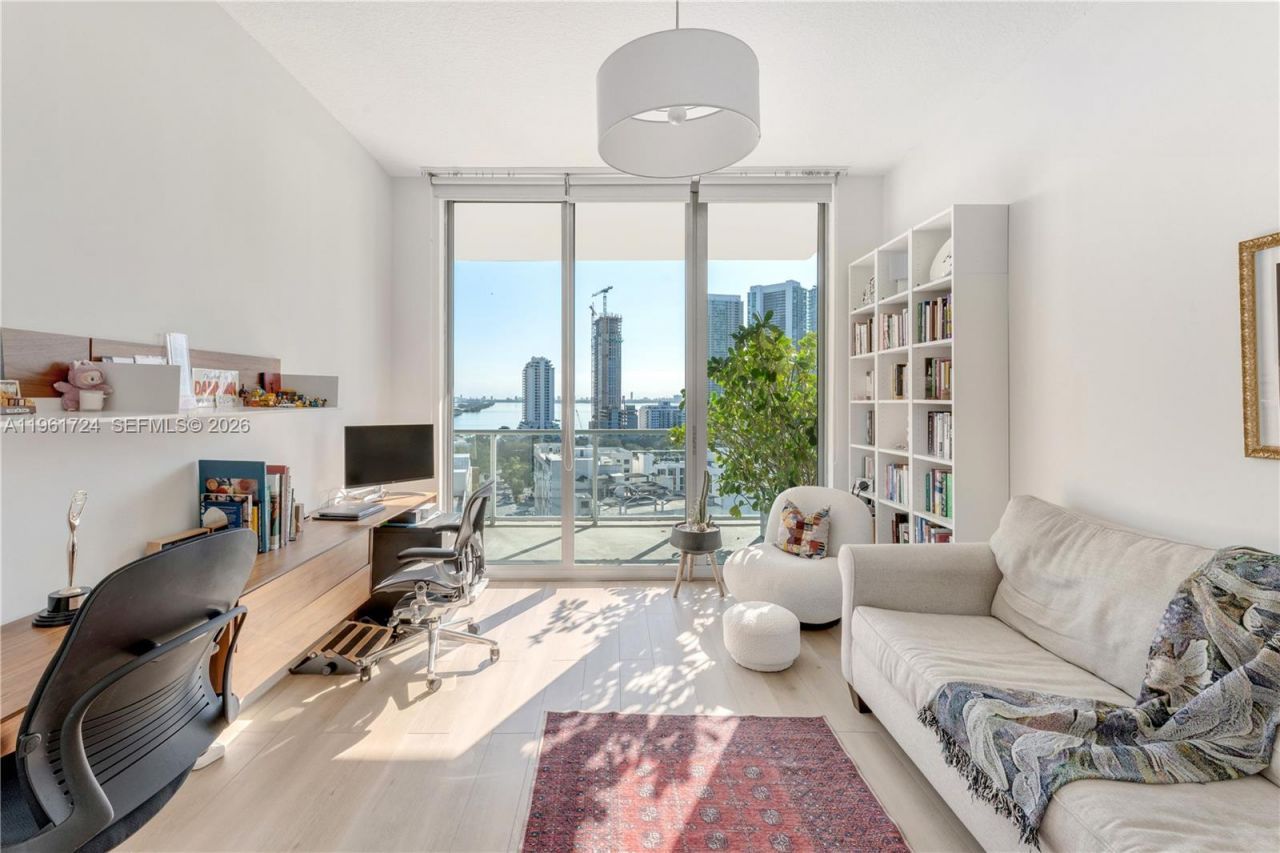 3470 E Coast Ave, Unit H1514, Miami, FL 33137 Photo