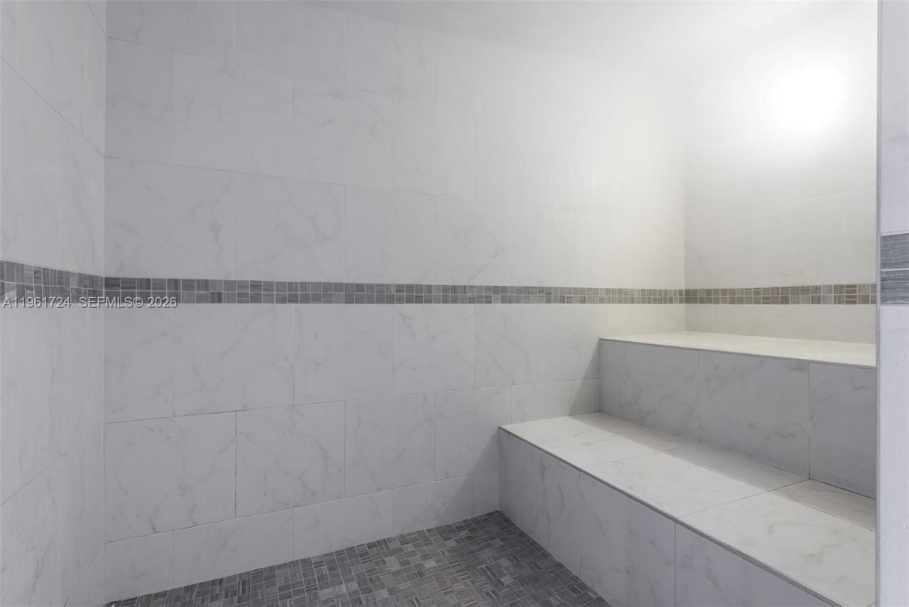 3470 E Coast Ave, Unit H1514, Miami, FL 33137 Photo