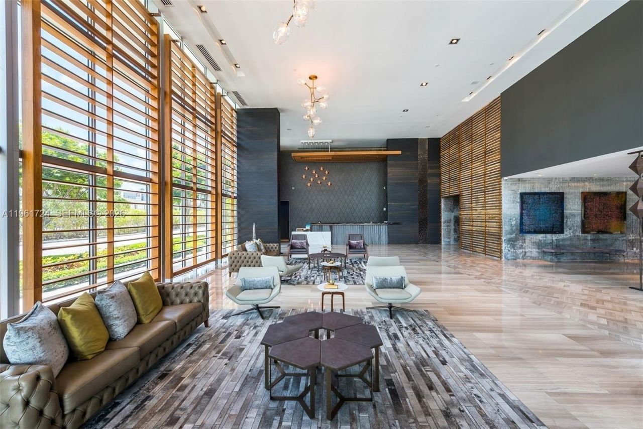 3470 E Coast Ave, Unit H1514, Miami, FL 33137 Photo