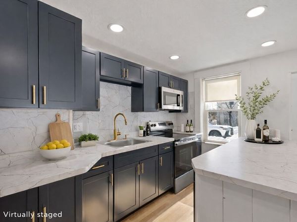 122 Union St, Unit B, Rockland, MA 02370