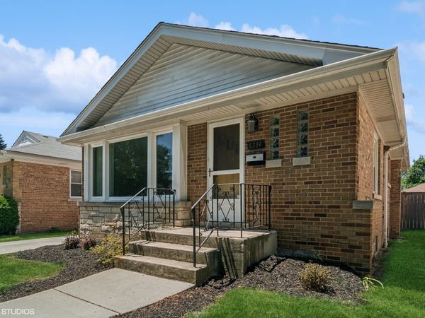 6334 N KILDARE Avenue, Chicago, IL 60646