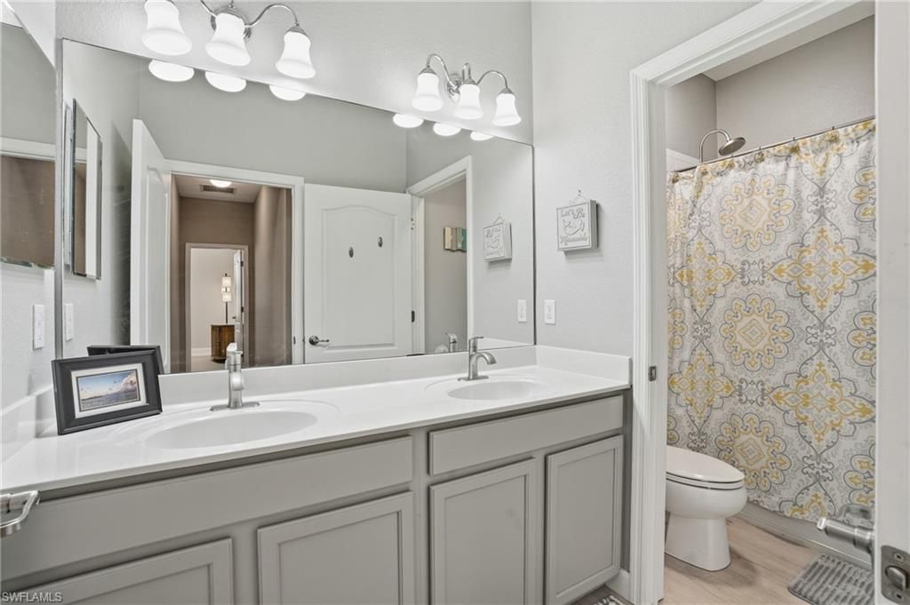 13056 Silver Thorn Loop, North Fort Myers, FL 33903 Photo