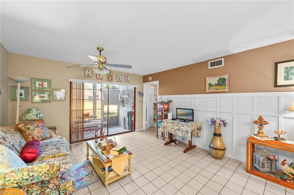 9305 Lake Park Dr, Unit 102, Fort Myers, FL 33919 Photo