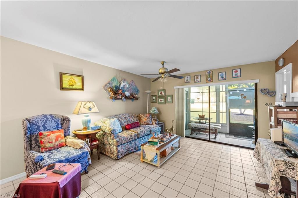 9305 Lake Park Dr, Unit 102, Fort Myers, FL 33919 Photo