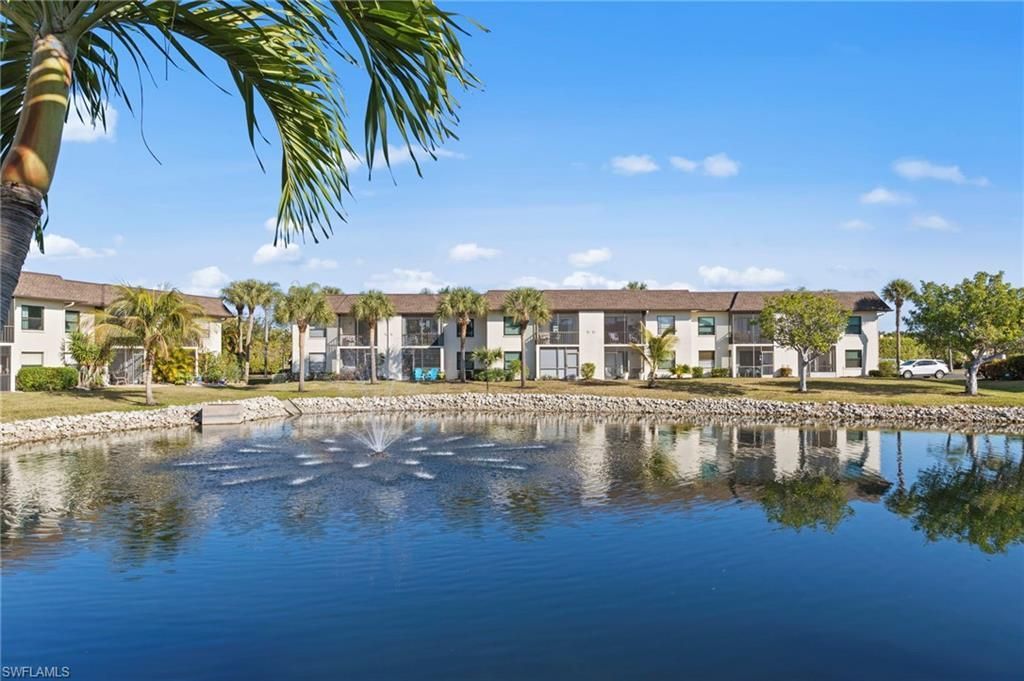9305 Lake Park Dr, Unit 102, Fort Myers, FL 33919 Photo