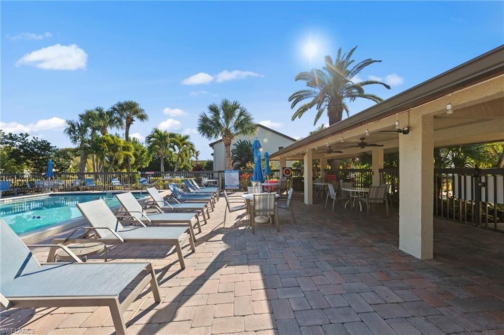 9305 Lake Park Dr, Unit 102, Fort Myers, FL 33919 Photo
