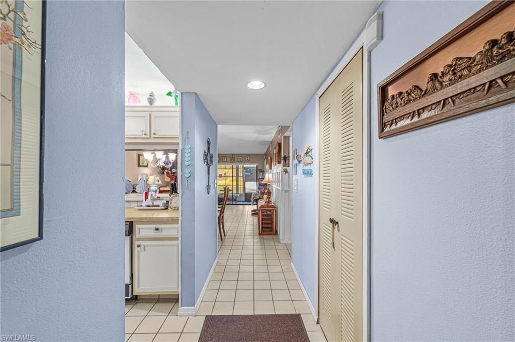9305 Lake Park Dr, Unit 102, Fort Myers, FL 33919 Photo
