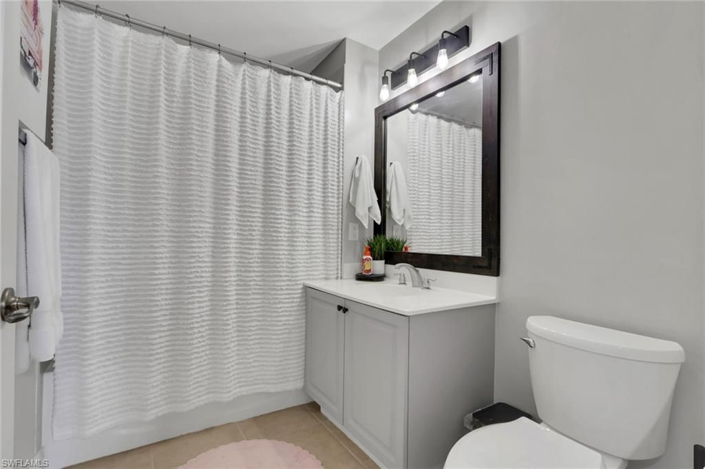 3965 Pomodoro Cir, Unit 102, Cape Coral, FL 33909 Photo