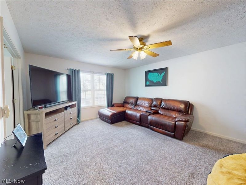 517 Parkside Lane, Tallmadge, OH 44278 Photo 4