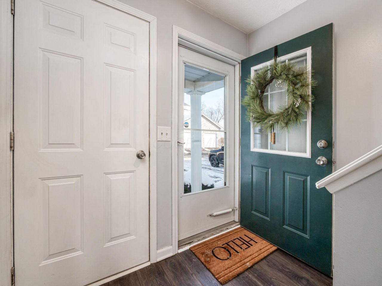 4633 Parrau Drive, Columbus, OH 43228 Main Photo