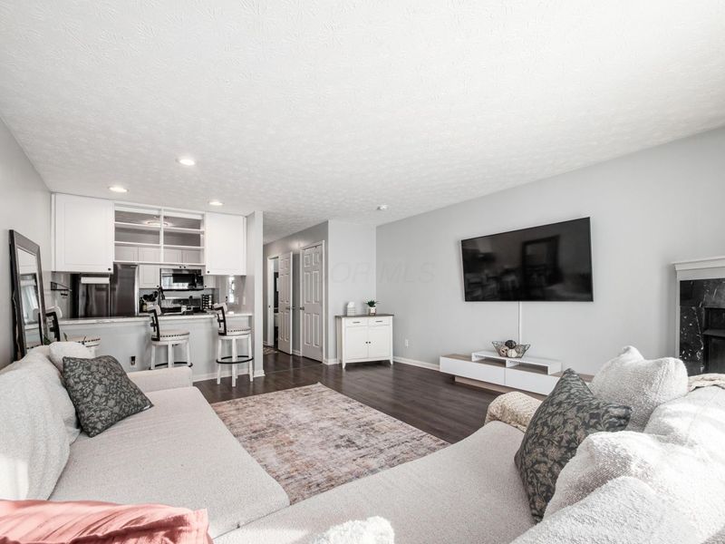 4633 Parrau Drive, Columbus, OH 43228 Photo 15