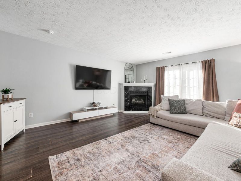 4633 Parrau Drive, Columbus, OH 43228 Photo 16