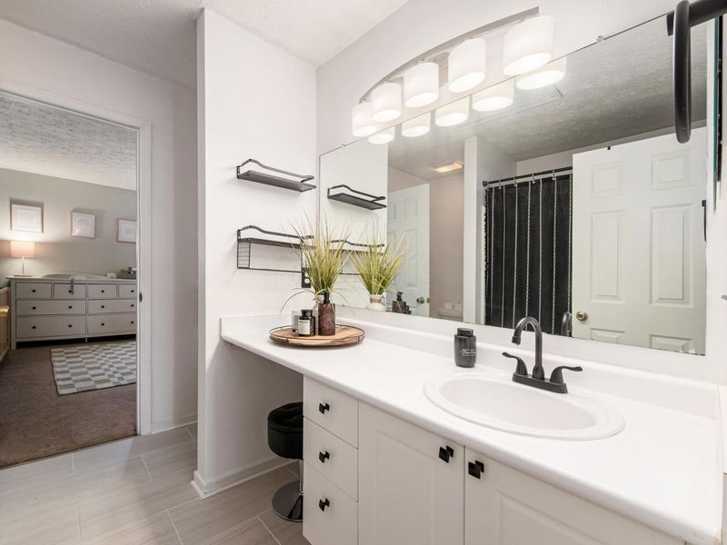 4633 Parrau Drive, Columbus, OH 43228 Photo 21