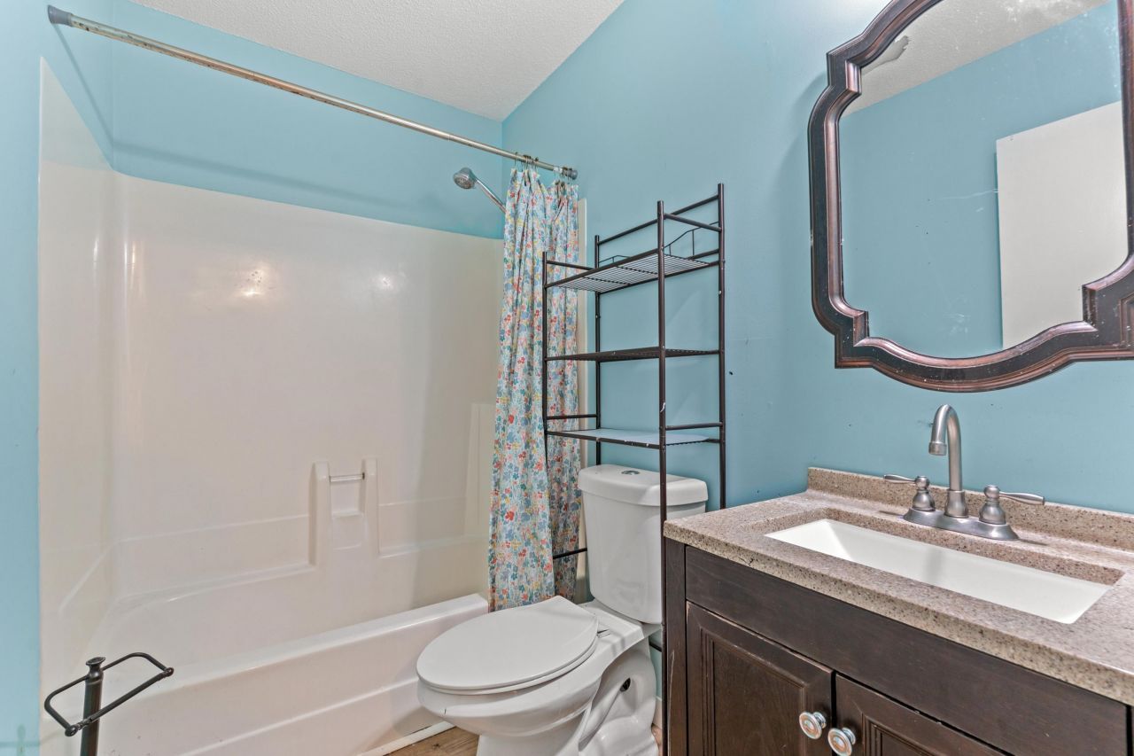 405 Cambridge Circle Photo 15