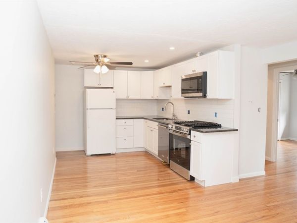 174 Tyngsboro Rd, Unit 12, Chelmsford, MA 01863