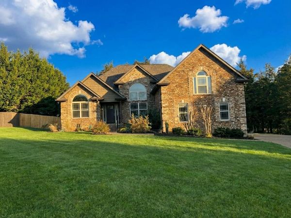 303 Cedar Hollow Ct, Lebanon, TN 37087