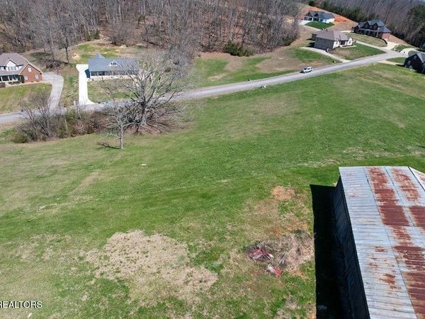 6350 Turners Pond Tr, Russellville, TN 37860