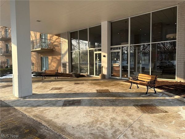 3675 Clague Road, Unit 312, North Olmsted, OH 44070