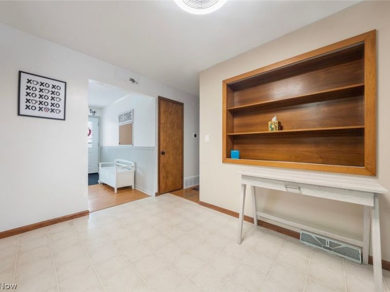 1727 W 41st Street, Lorain, OH 44053 Photo 12