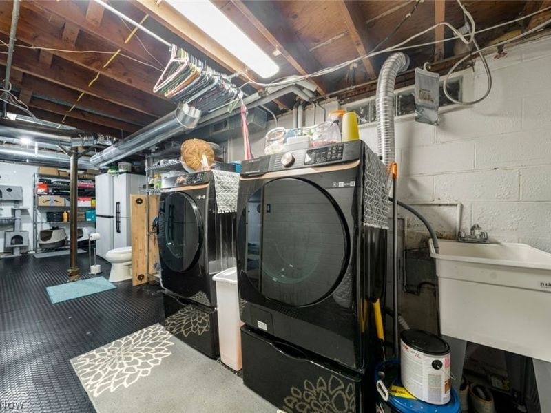 1727 W 41st Street, Lorain, OH 44053 Photo 32