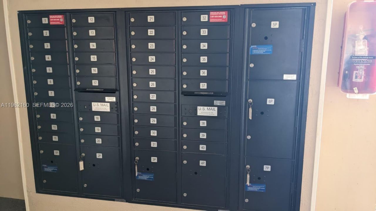 8000 N Sunrise Lakes Dr , Unit 309, Sunrise, FL 33322 Photo