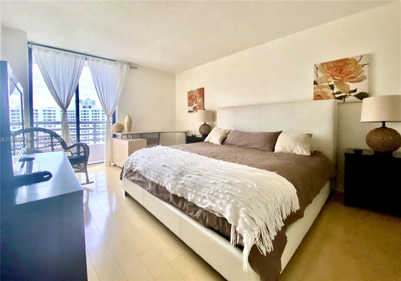 3300 NE 191st St, Unit 1807, Aventura, FL 33180 Photo