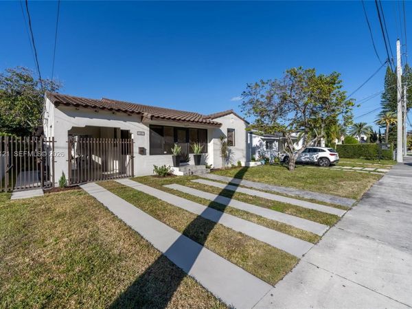 1631 SW 21st St , Miami, FL 33145