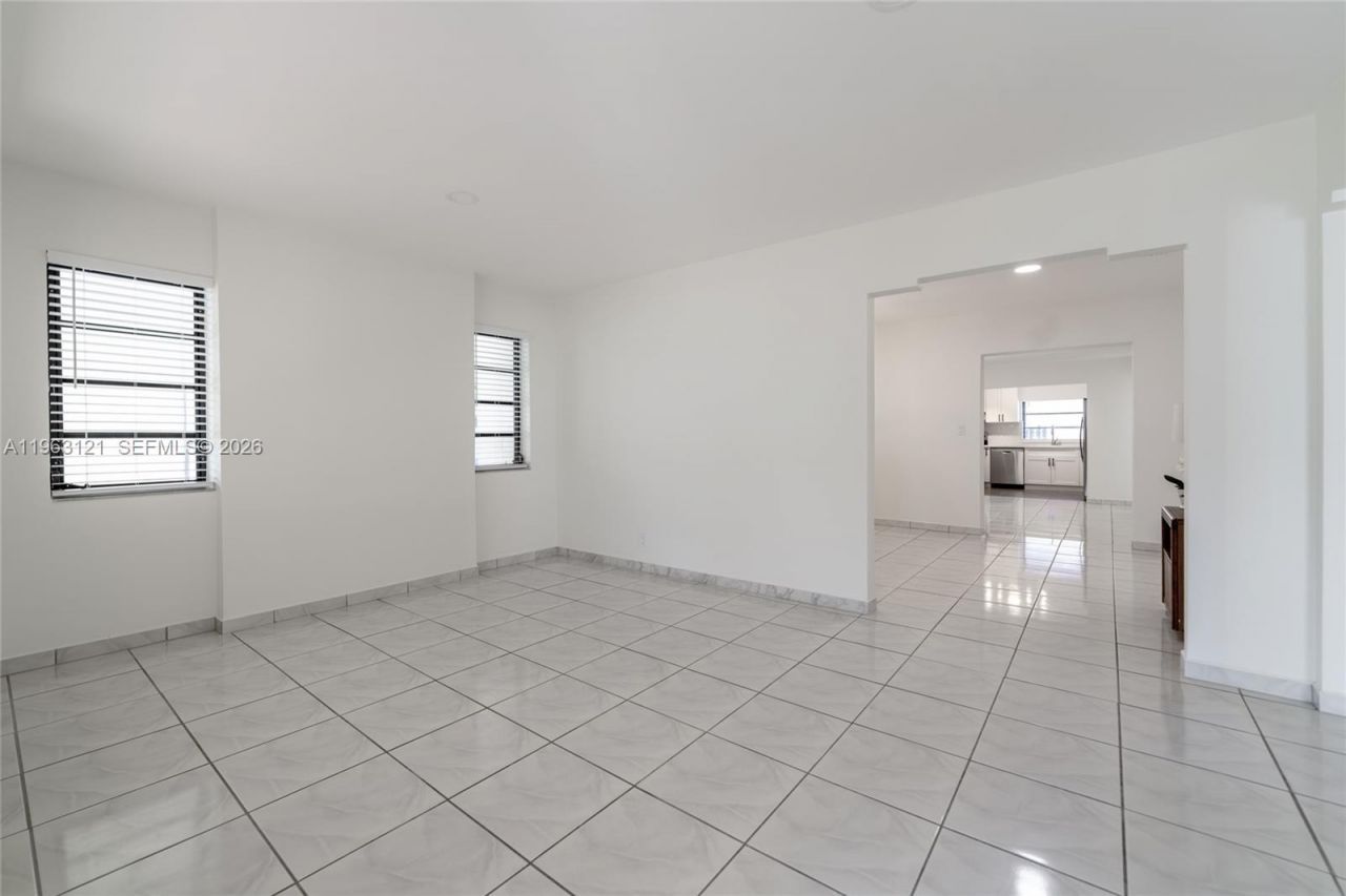 1631 SW 21st St , Miami, FL 33145 Photo