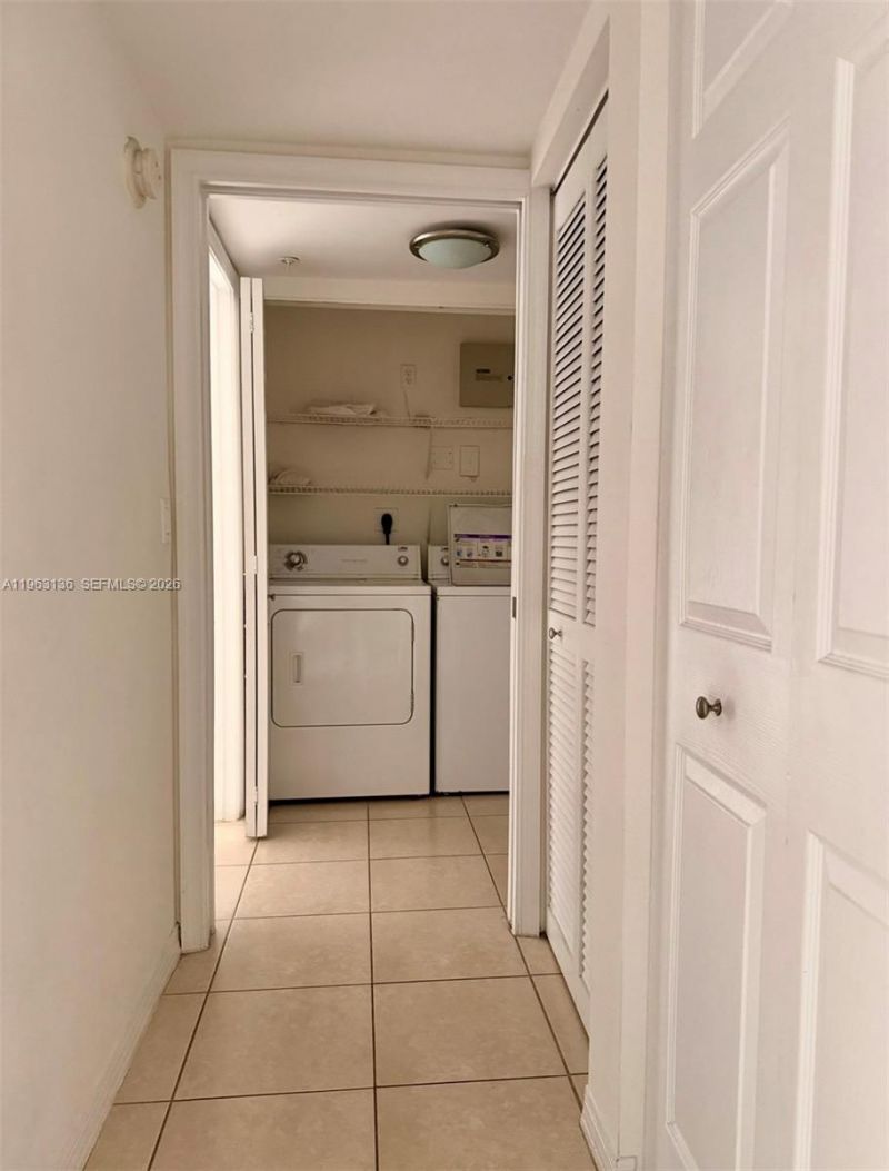 777 SW 111th Way, Unit 301, Pembroke Pines, FL 33025 Photo