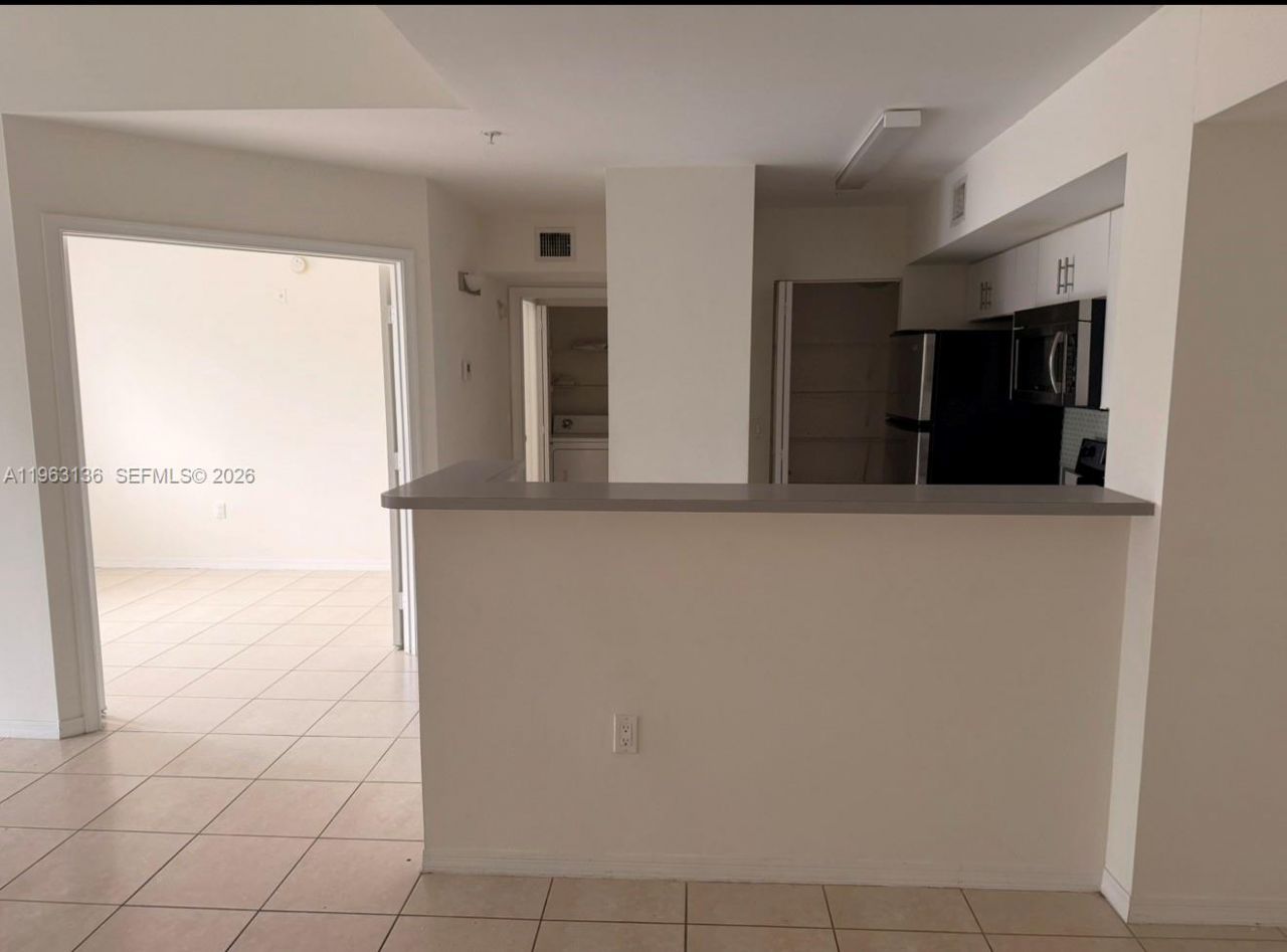 777 SW 111th Way, Unit 301, Pembroke Pines, FL 33025 Photo