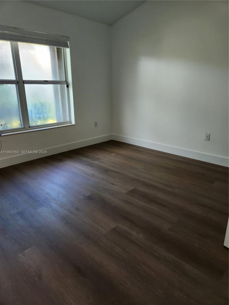 620 W Laurel Ln W, Pembroke Pines, FL 33027 Photo