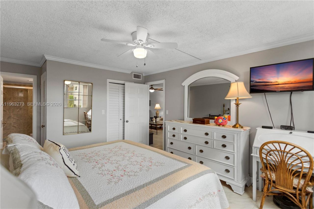 691 S Hollybrook Dr, Unit 26-105, Pembroke Pines, FL 33025 Photo