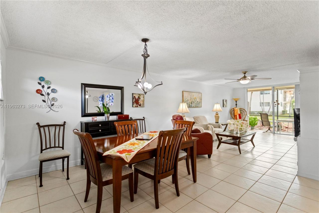 691 S Hollybrook Dr, Unit 26-105, Pembroke Pines, FL 33025 Photo