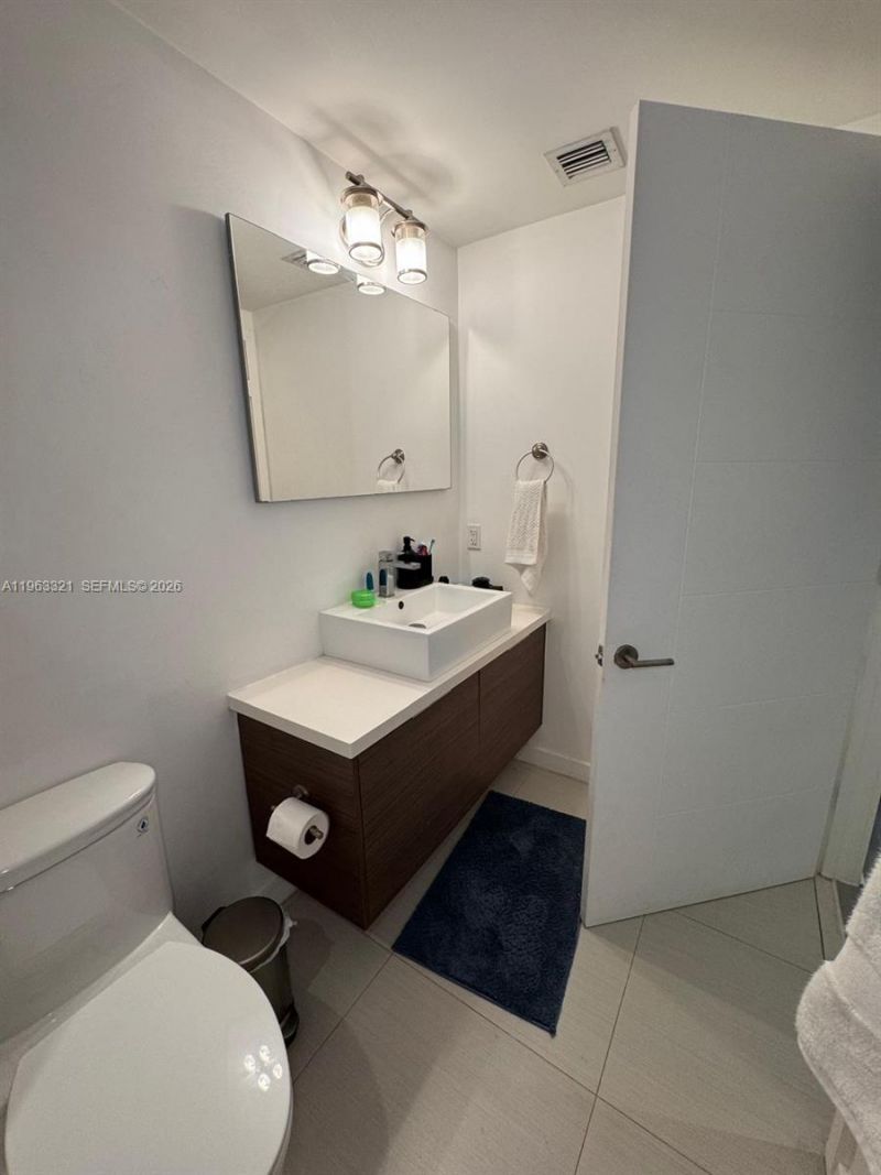 1010 SW 2nd Ave, Unit 607, Miami, FL 33130 Photo