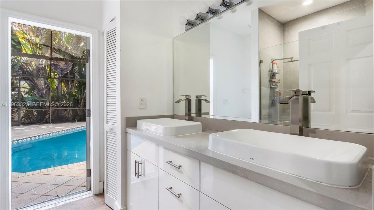 2633 Oakbrook Dr, Weston, FL 33332 Photo