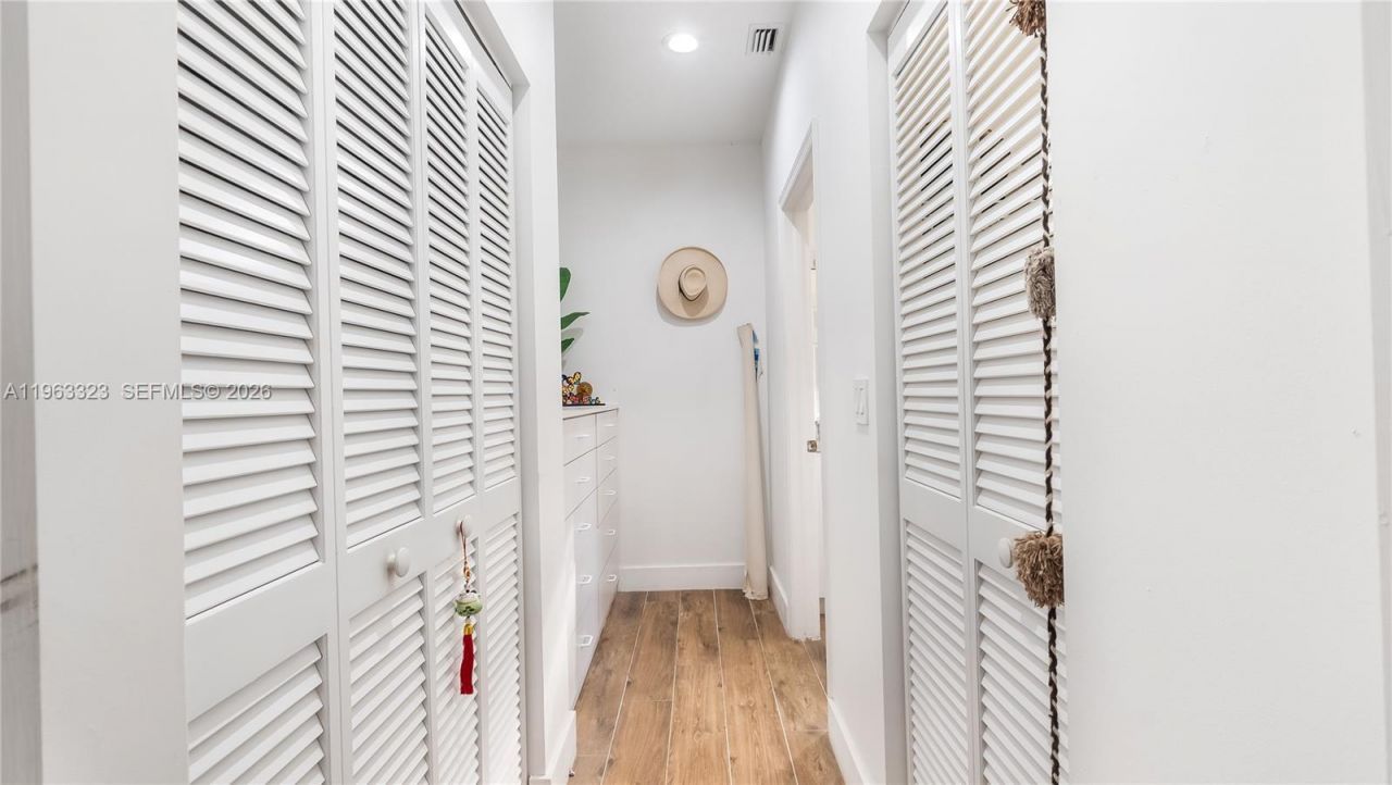 2633 Oakbrook Dr, Weston, FL 33332 Photo