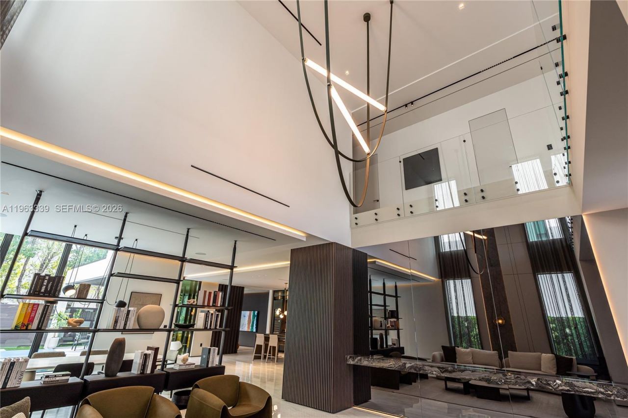 10540 NW 67th Ter , Doral, FL 33178 Photo