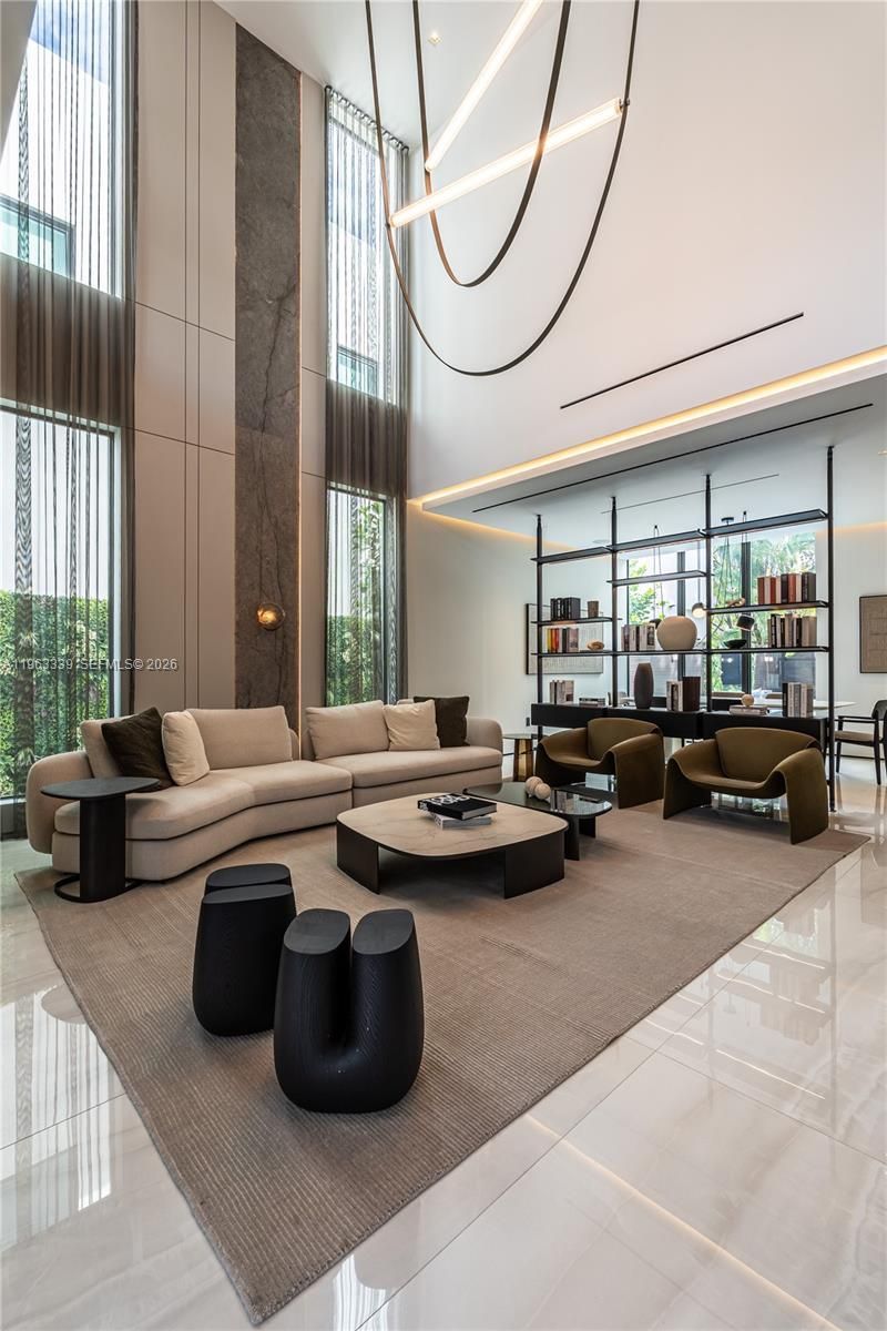 10540 NW 67th Ter , Doral, FL 33178 Photo